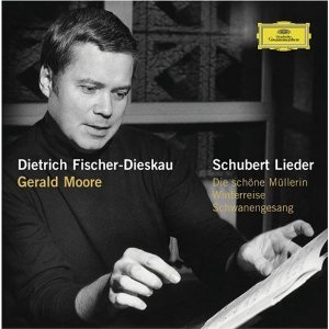 Fischer-Dieskau je s pianistom Geraldom Moorom posnel vse Schubertove samospeve, primerne za moški glas.